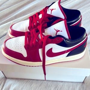 Women’s air Jordan 1 low
